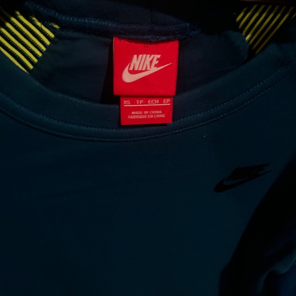 Nike sweatshirt